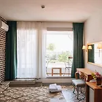 Del Mare Ölüdeniz