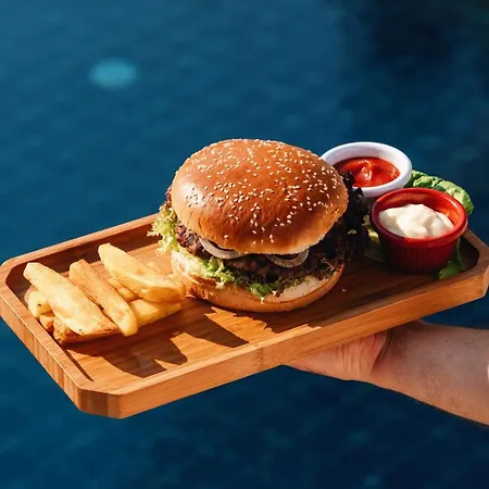 Del Mare فندق أولدينيس