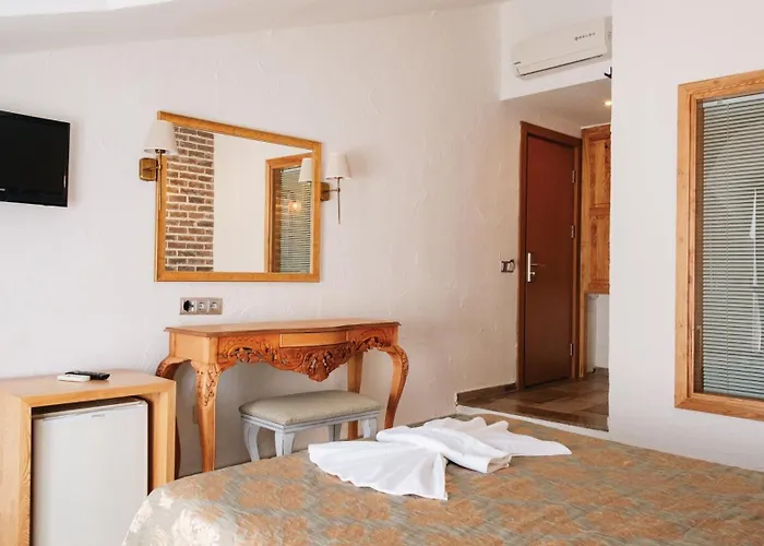 Del Mare Hotel *